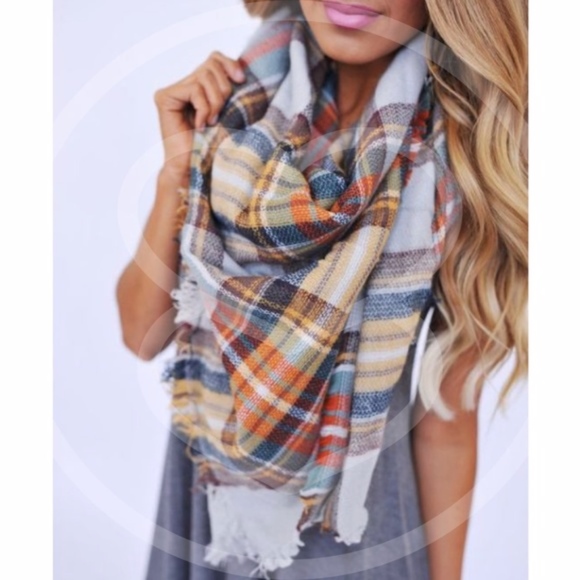 CELINE plaid hello fall scarf - MUSTARD - Picture 5 of 8